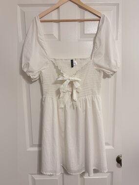 HM 100% Cotton White Puff Sleeve Smocked Babydoll Bow Mini Dress XL